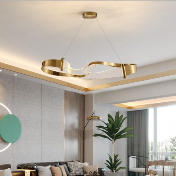 Creative Streamer Chandelier - Image 3